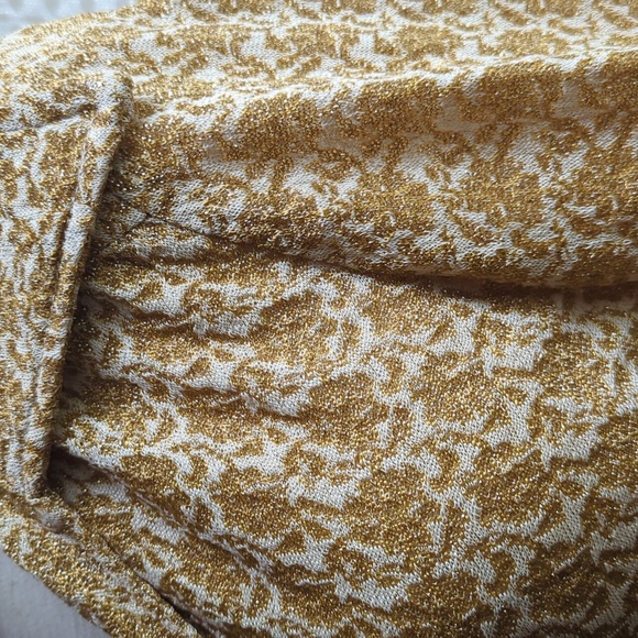 Gorgeous Golden Long Sleeves Wrap - Picture 5 of 7